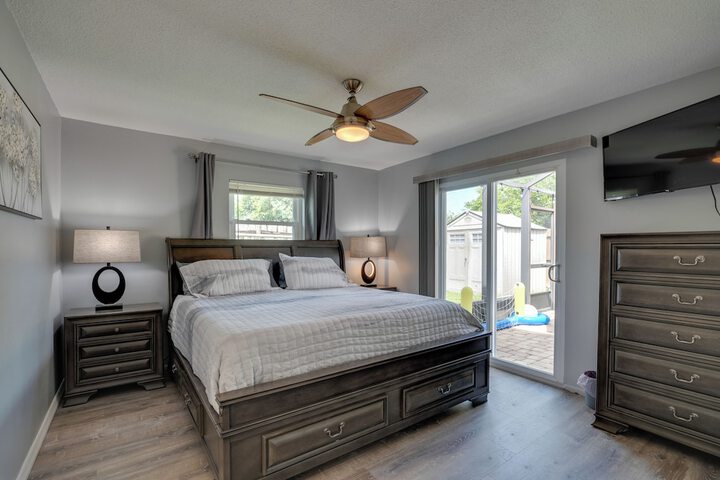 Home Near Werner-boyce & New Port Richey!