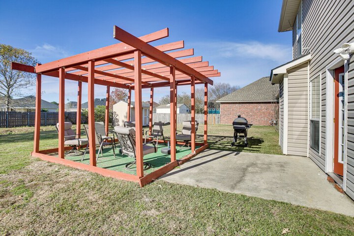 Spacious Family-friendly Home in Denham Springs!