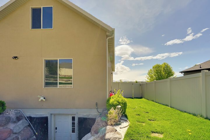 Home Theater & Patio: South Jordan Basement Unit