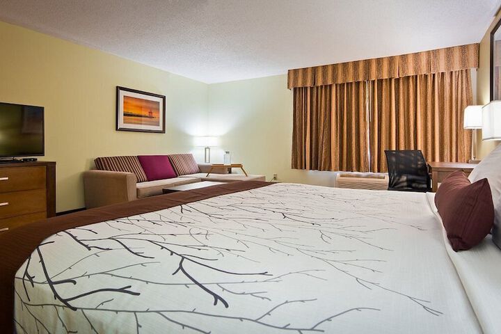 Room 21 of 62