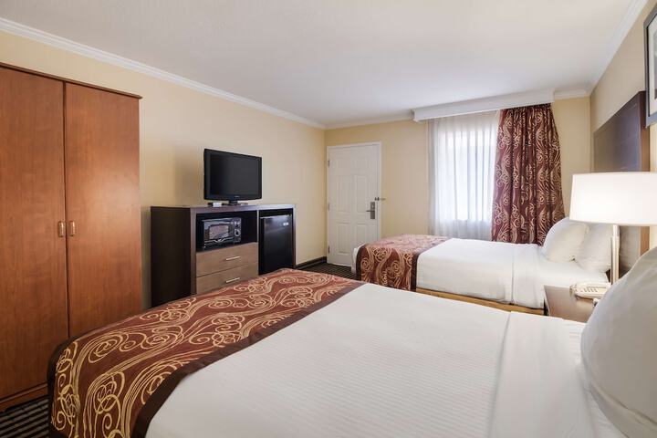 Room 19 of 24