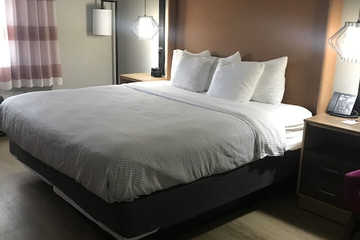 Room 22 of 40