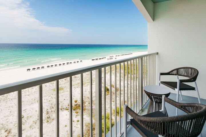 Beal House Fort Walton Beach Tapestry Collection by Hilton