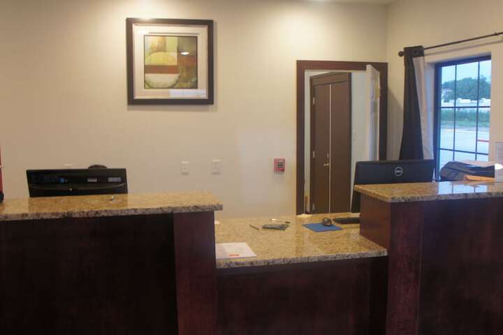 Lux Inn and Suites
