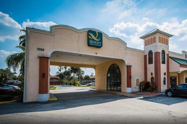 QUALITY INN AND SUITES EASTGATE