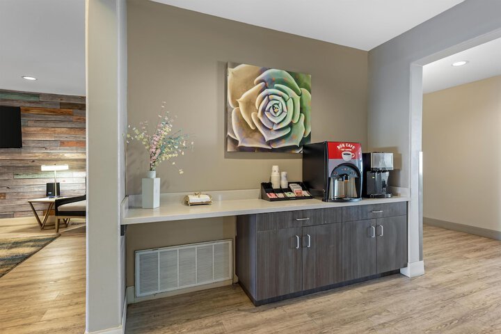 Best Western Plus Killeen / Fort Hood Hotel & Suites