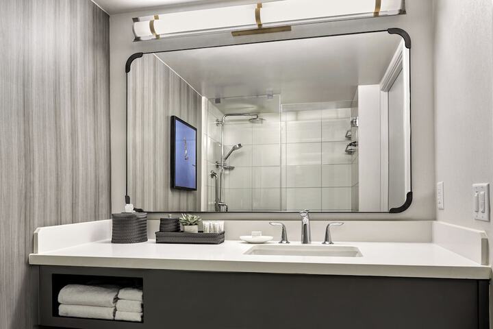 Westdrift Manhattan Beach Autograph Collection by Marriott