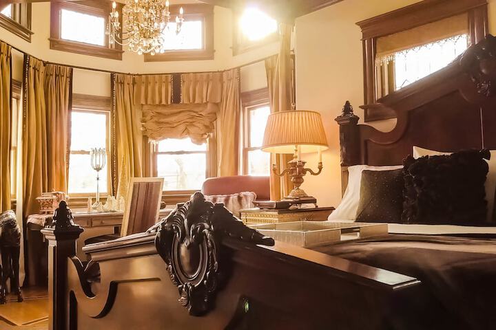 The Victoria B & B