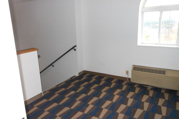 Ballroom/Hall 48 of 48
