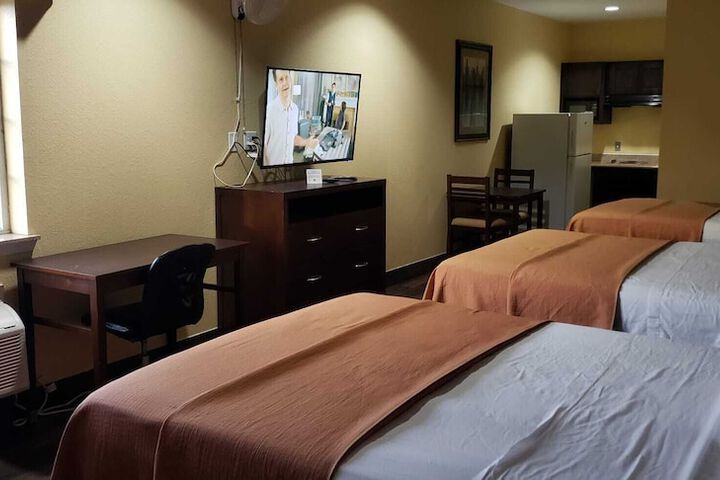 Room 19 of 21
