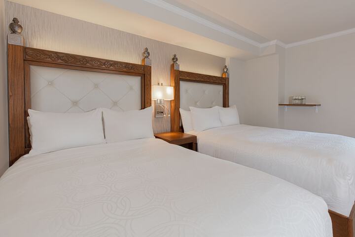 Room 20 of 68