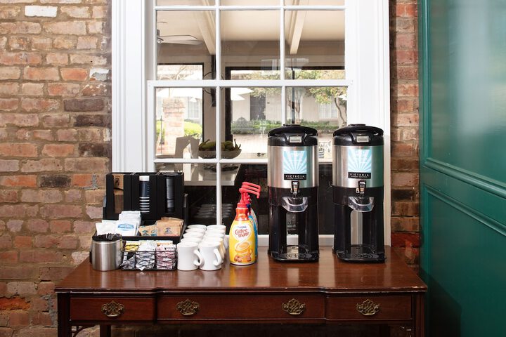 Breakfast/Coffee Service 34 of 38