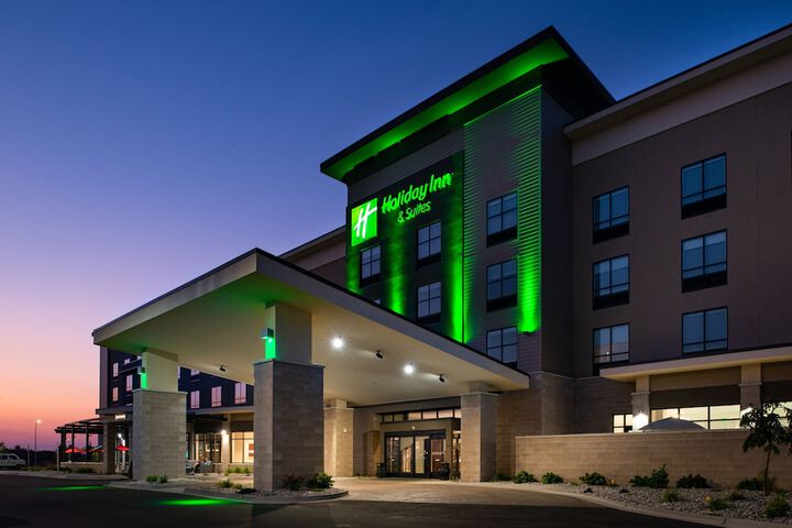 Hotel 6 of 66