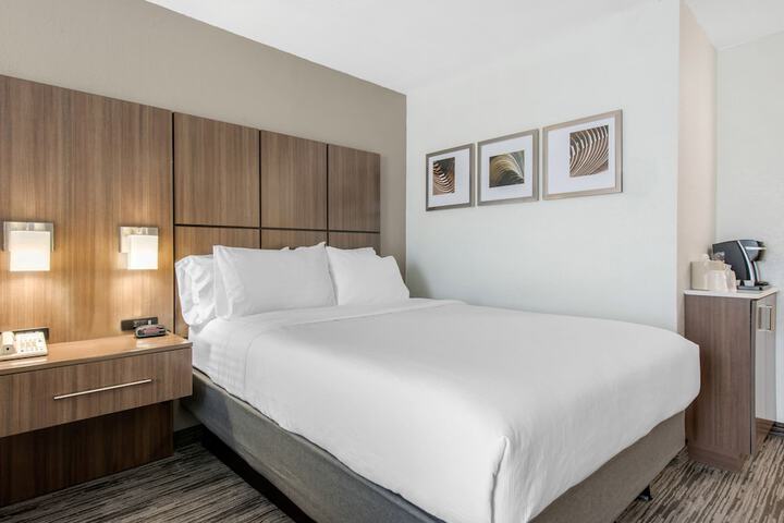 Holiday Inn Melbourne-Viera Conference Center by IHG