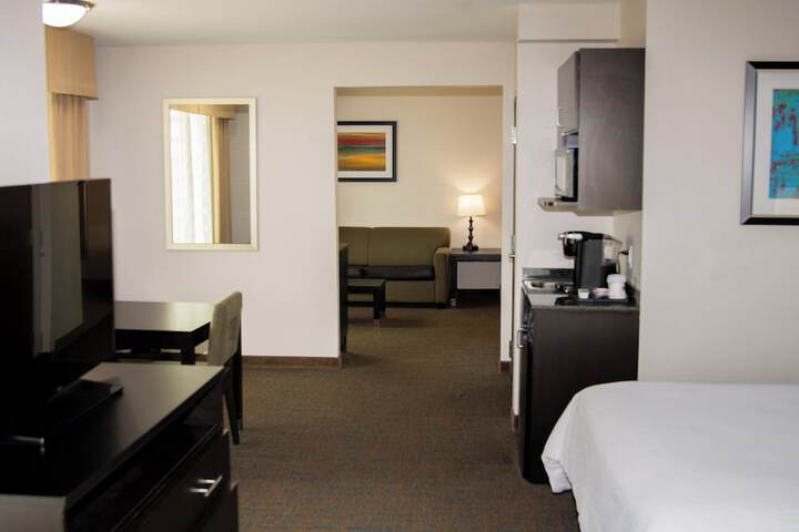 Room 11 of 41