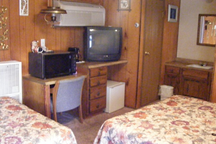 Room 16 of 21