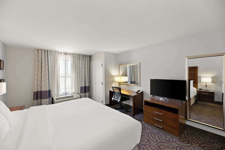 Room 21 of 49
