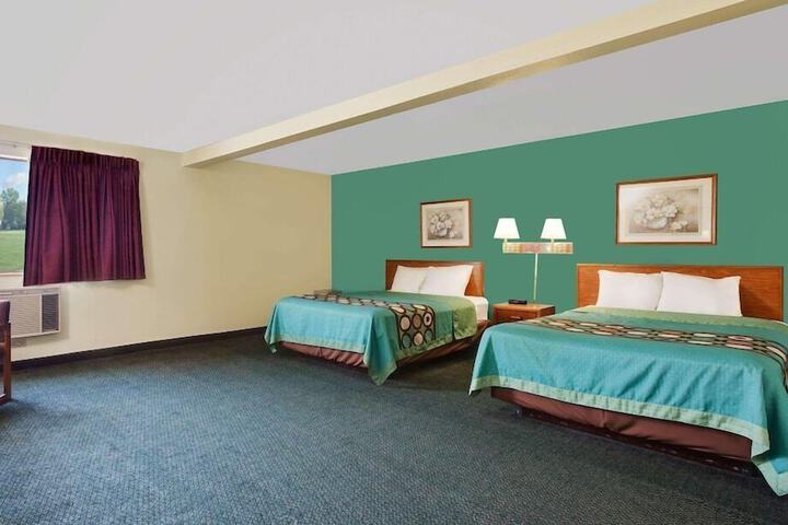 Room 20 of 23