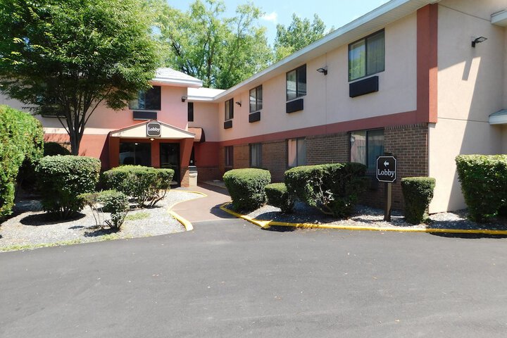 Hotel 2 of 50