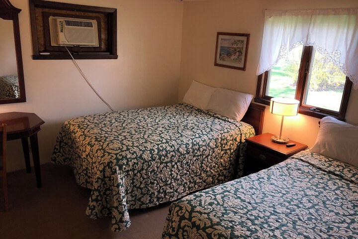 Room 63 of 104