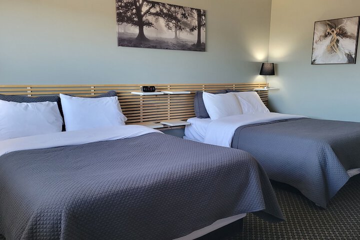 Room 5 of 32