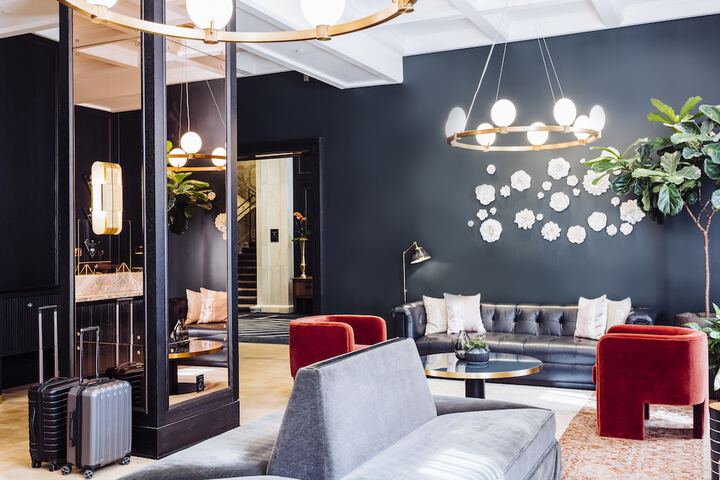 The Candler Hotel Atlanta Curio Collection by Hilton