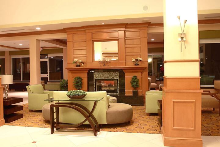 Hilton Garden Inn Chesapeake / Suffolk