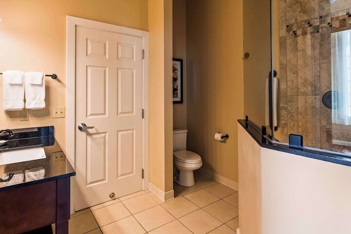 Best Western Plus Dutch Haus Inn and Suites