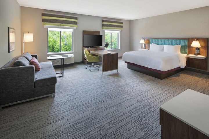 Room 20 of 34