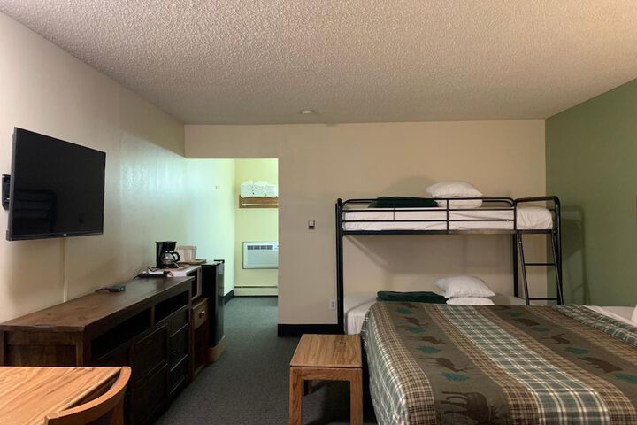 Room 10 of 44