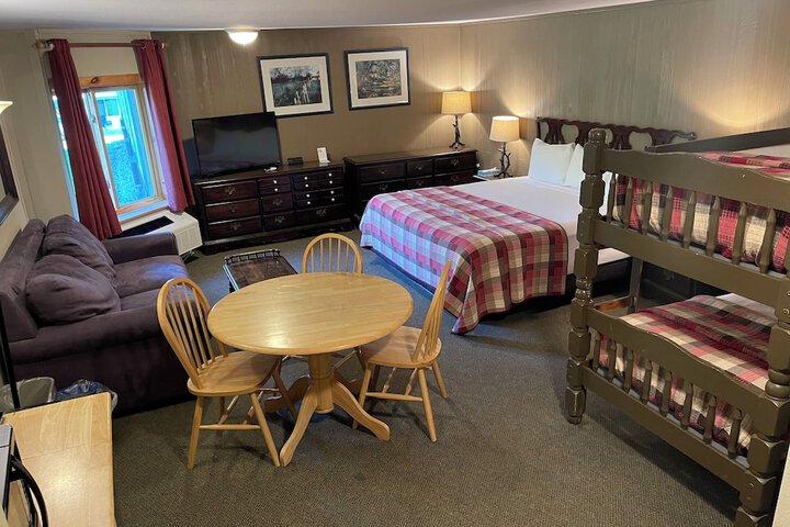 Room 14 of 86