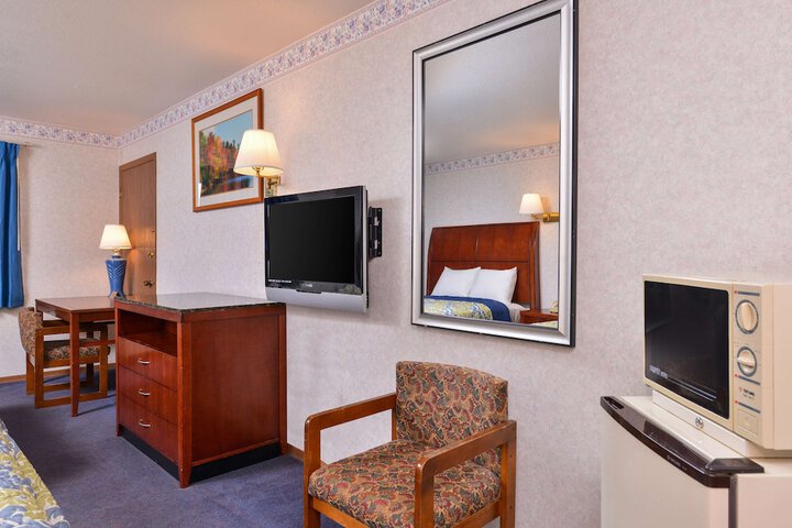 Room 22 of 43