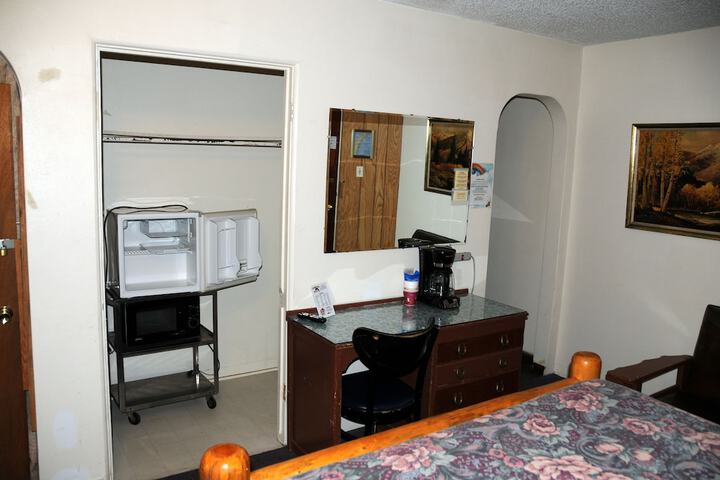Room 33 of 44