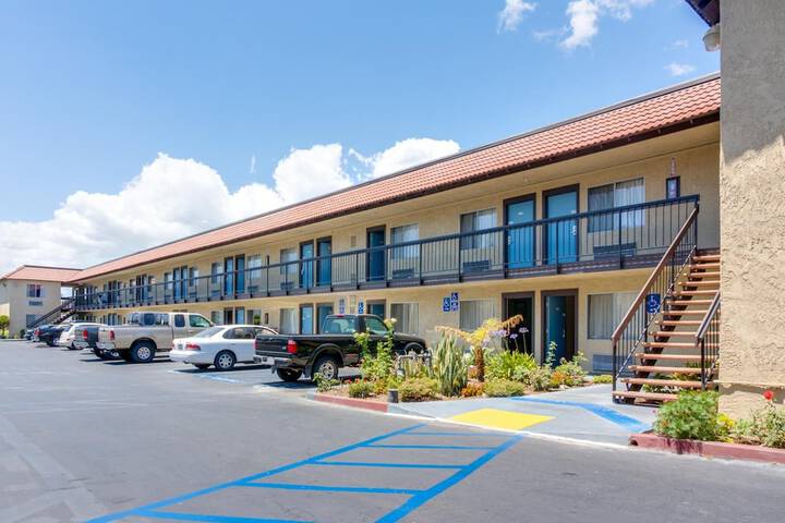 Hotel 5 of 89