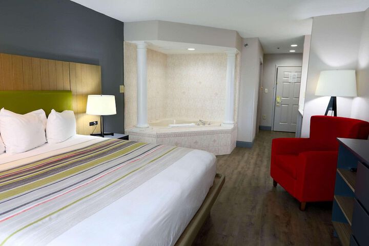 Room 7 of 46