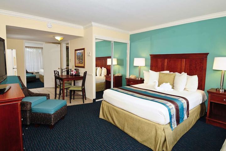 Room 43 of 80