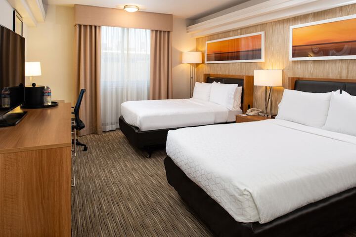 Room 15 of 35