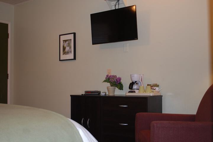 Room 66 of 105