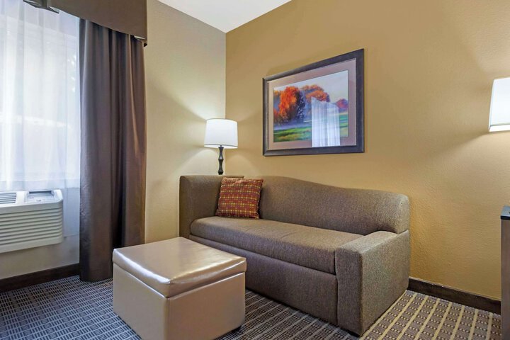 Best Western Plus Yakima Hotel