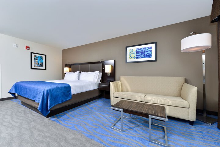 Holiday Inn Express St. Louis West - OFallon by IHG
