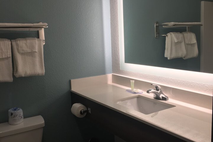 Room 39 of 47