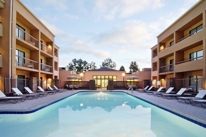 Pool 4 of 29