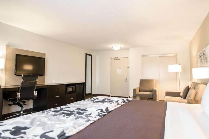 Room 21 of 29