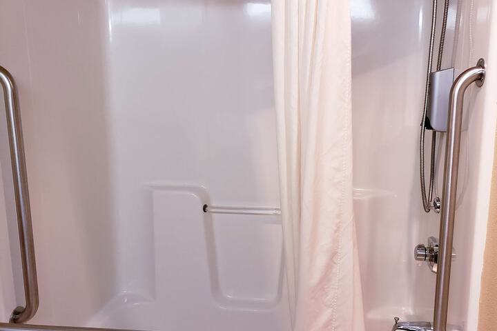 Room 34 of 55