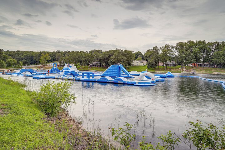 Lakefront Horseshoe Bend Home w / Boat Dock!
