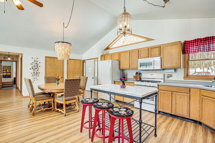 Lakefront Home w / Private Beach in Rhinelander!