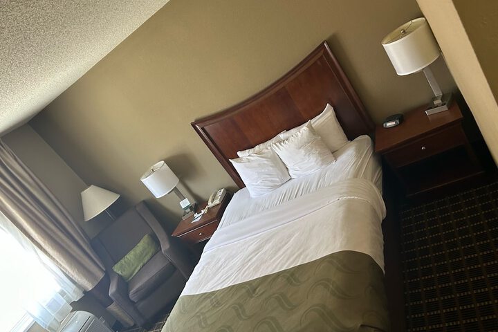 Quality Inn & Suites Bradford