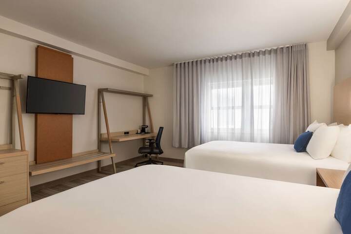 Room 14 of 36