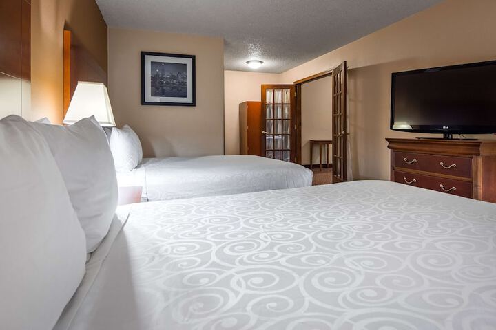 Room 18 of 27