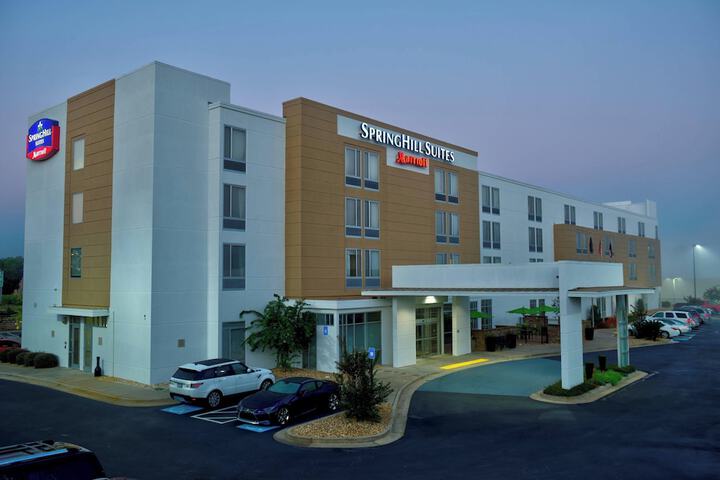Hotel 2 of 14
